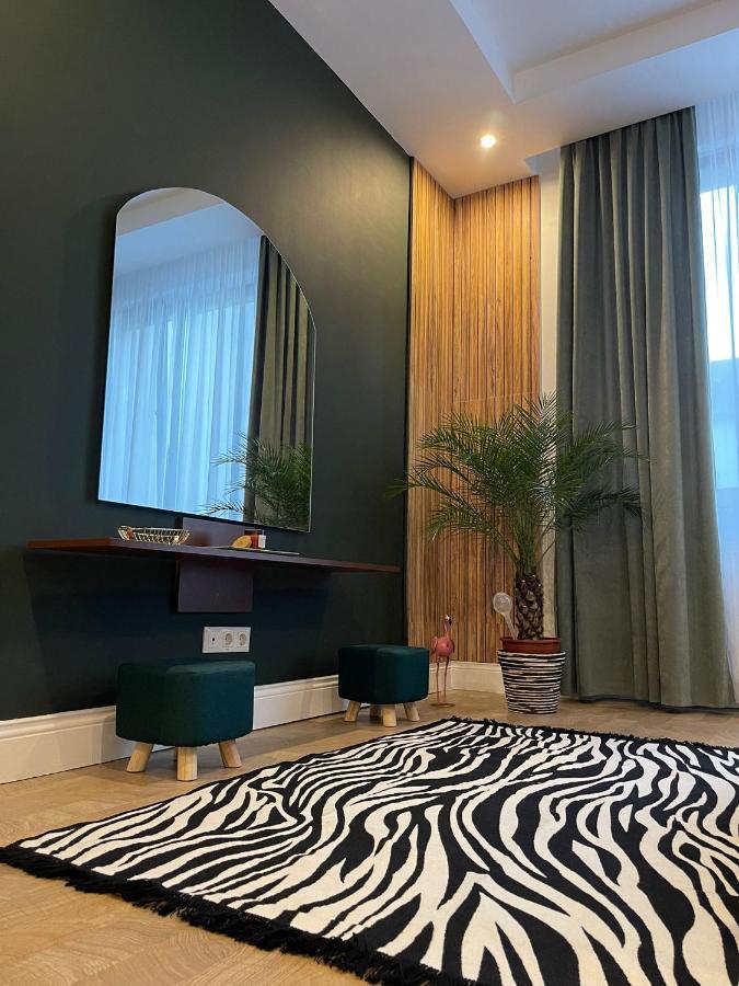 Nova Lake Apartamente Wild Jungle Σάτου Μάρε Εξωτερικό φωτογραφία